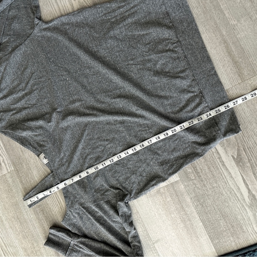 We The Free Gray Off Shoulder Oversized Too XS - Picture 12 of 13